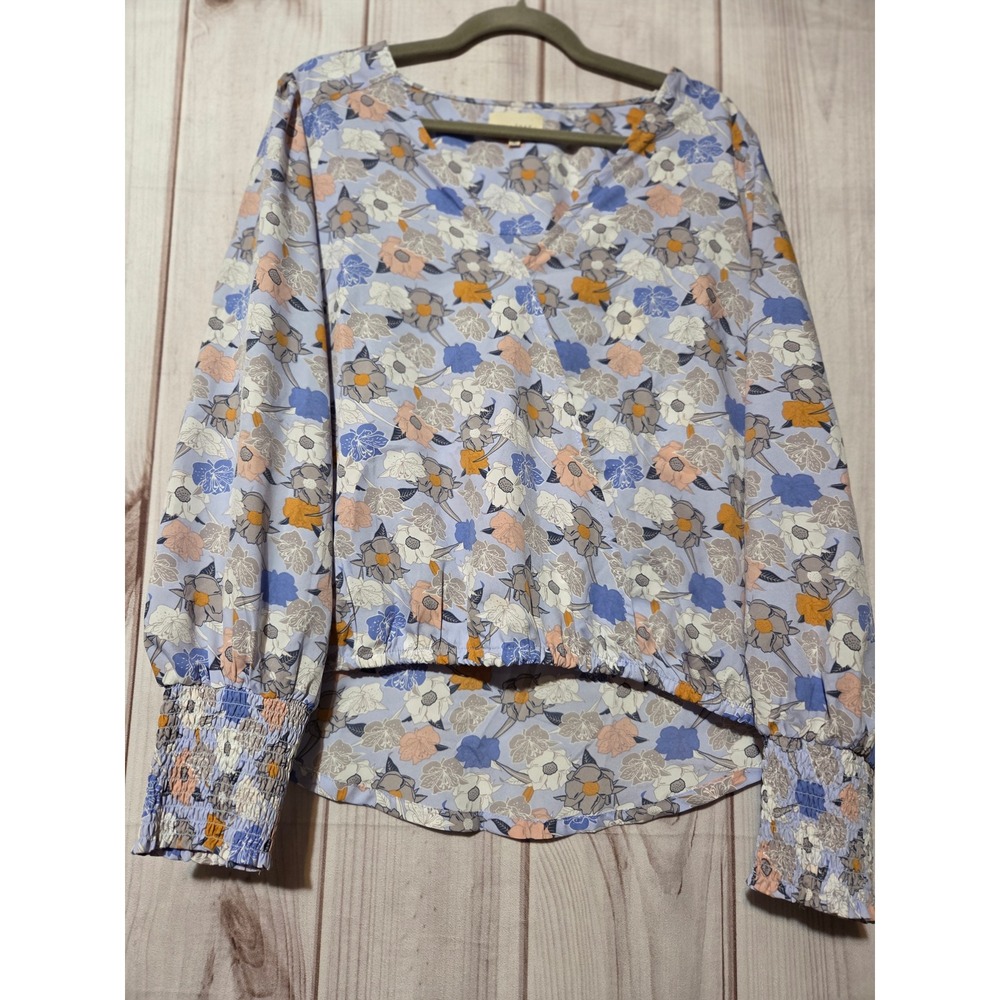 Melloday Anthropologie Womens XL Floral VNeck Smocked Cuff High-Low Blouse Blue